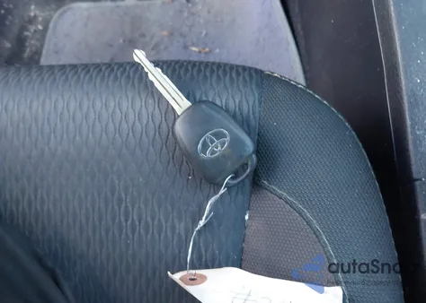 2017 Toyota Corolla Le z USA, uszkodzony, nr VIN 2T1BURHE9HC846047